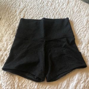 High waisted booty short